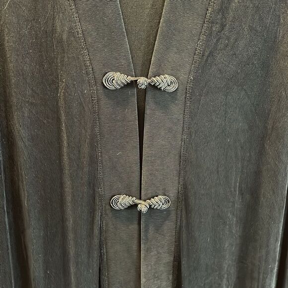 Chico's Traveler's 3 unique button Vest dress up or down size 2 or 12-14 - Picture 4 of 8